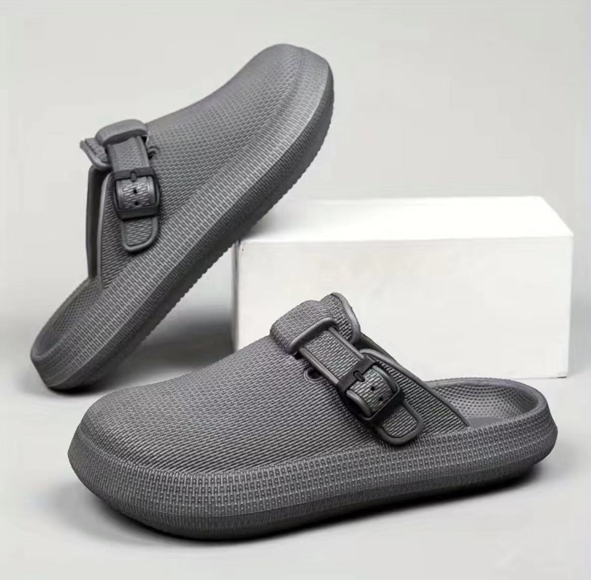 Wide Round Toe Flat Mules Clogs for Men Beach Sandals Quick Drying Water Shoes