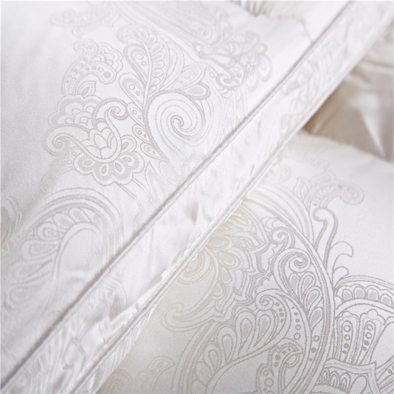 98% hanging white goose down duvet 180 pieces of mulberry silk fabric warm quilt core