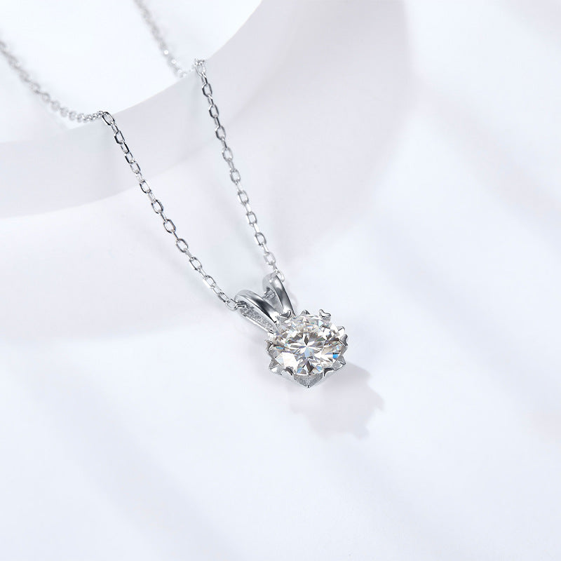 Classic moissanite D color VVS pendant V-shaped romantic snowflake necklace silver plated 18K thick gold small fresh