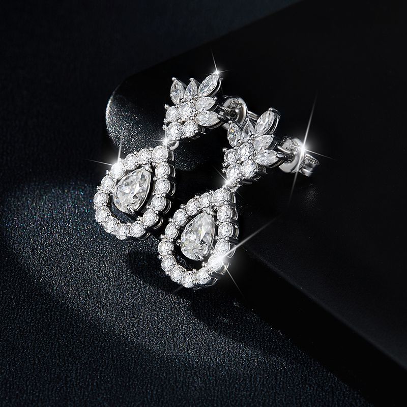 5*7mm Pear-shaped Full Moissanite S925 Silver Plated 18k Gold Women's Stud Earrings