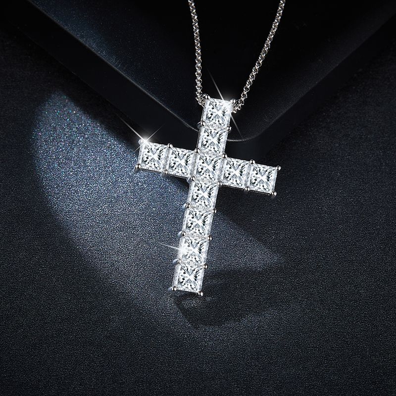 5.5mm white princess square moissanite 925 silver plated 18k necklace seconds over the diamond pen Europe and the United States