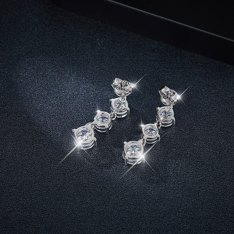 Simple ins style movable four-claw earrings 925 silver gold-plated with 6.0mm moissanite studs