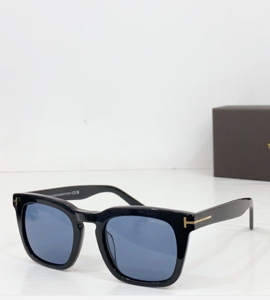 Black Round Sunglasses