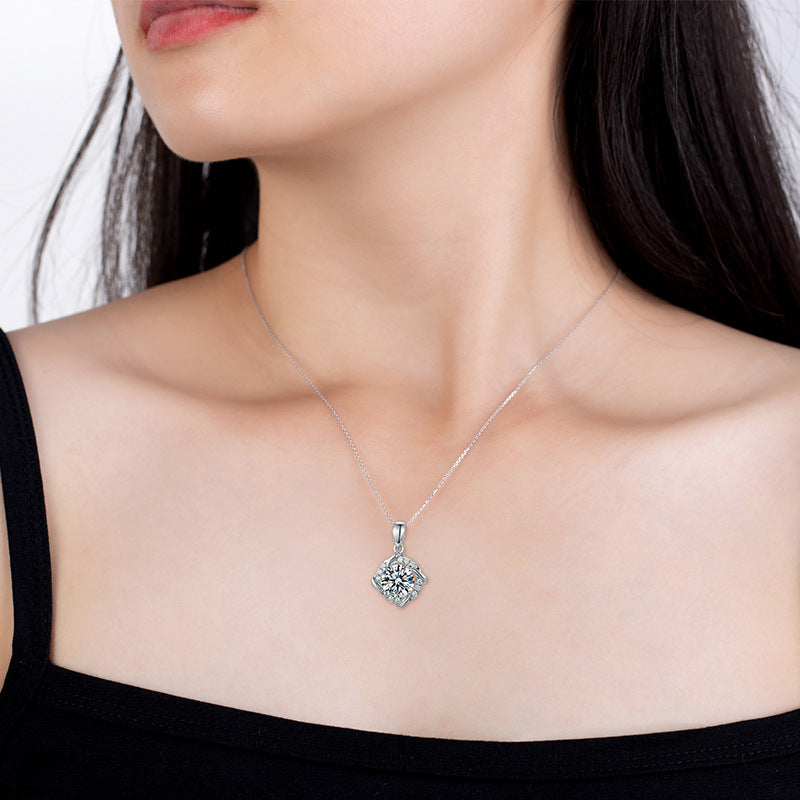 Summer bead chain evening dress women's gift buying wedding dress windmill 925 silver moissanite necklace