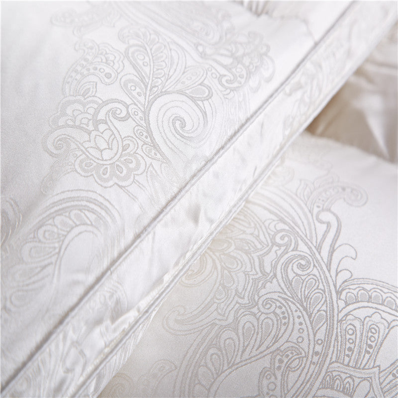 98% hanging white goose down duvet 180 pieces of mulberry silk fabric warm quilt core