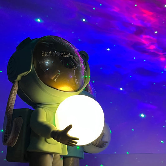 Astronaut creative projector lights, starry sky lights, LED atmosphere table lamps