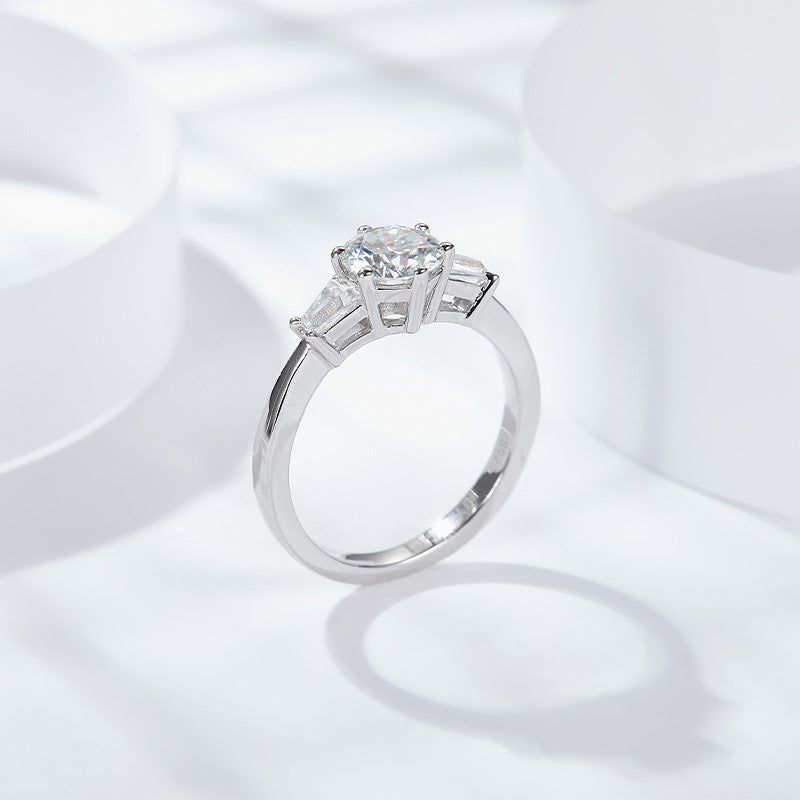 Classic Left and Right Fengyuan, Ladder Square Round Moissanite Rings, Recommended Wedding Gifts